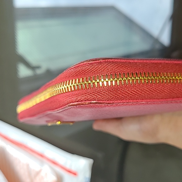 Barbie Pink Prada zip around Wallet - Picture 10 of 10